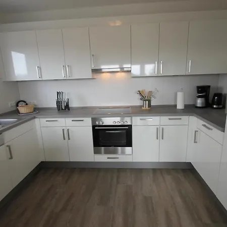 2108 - Strandwiese *