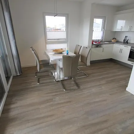 2108 - Strandwiese * דאהמה